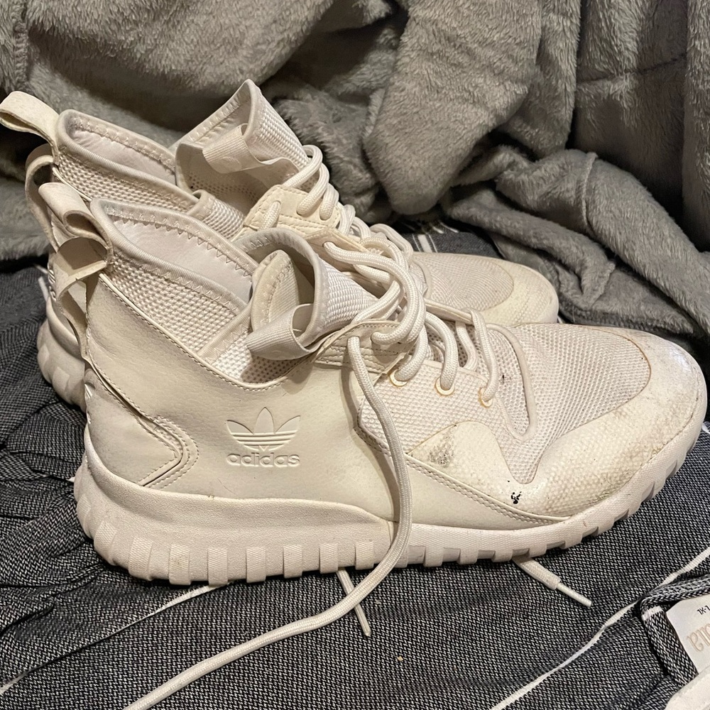 Adida tubular shoes